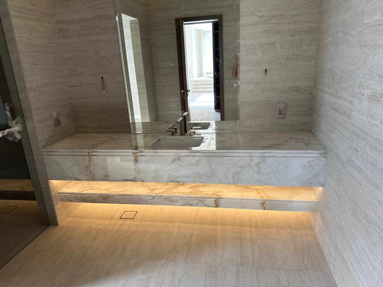Marble vanity